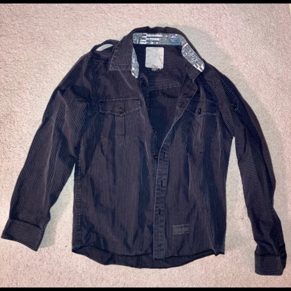 Volcom button down